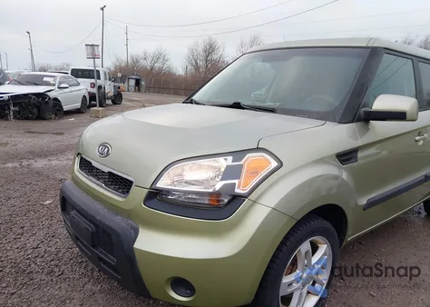 2011 Kia Soul + из США, поврежденный, VIN KNDJT2A21B7228557